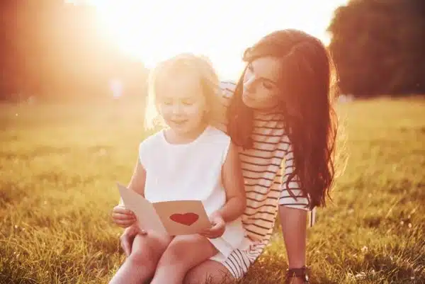 How To Instill A Love Of Reading In Your Children – 5 Easy Tips