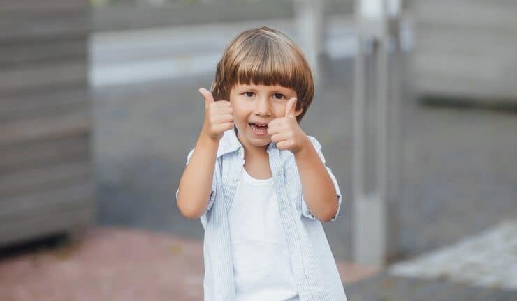 6 Products That Can Help Your Child Stop Sucking Their Thumb